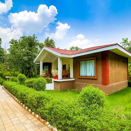 Lemon Tree Wildlife Resort, Bandhavgarh Tāla Esterno foto