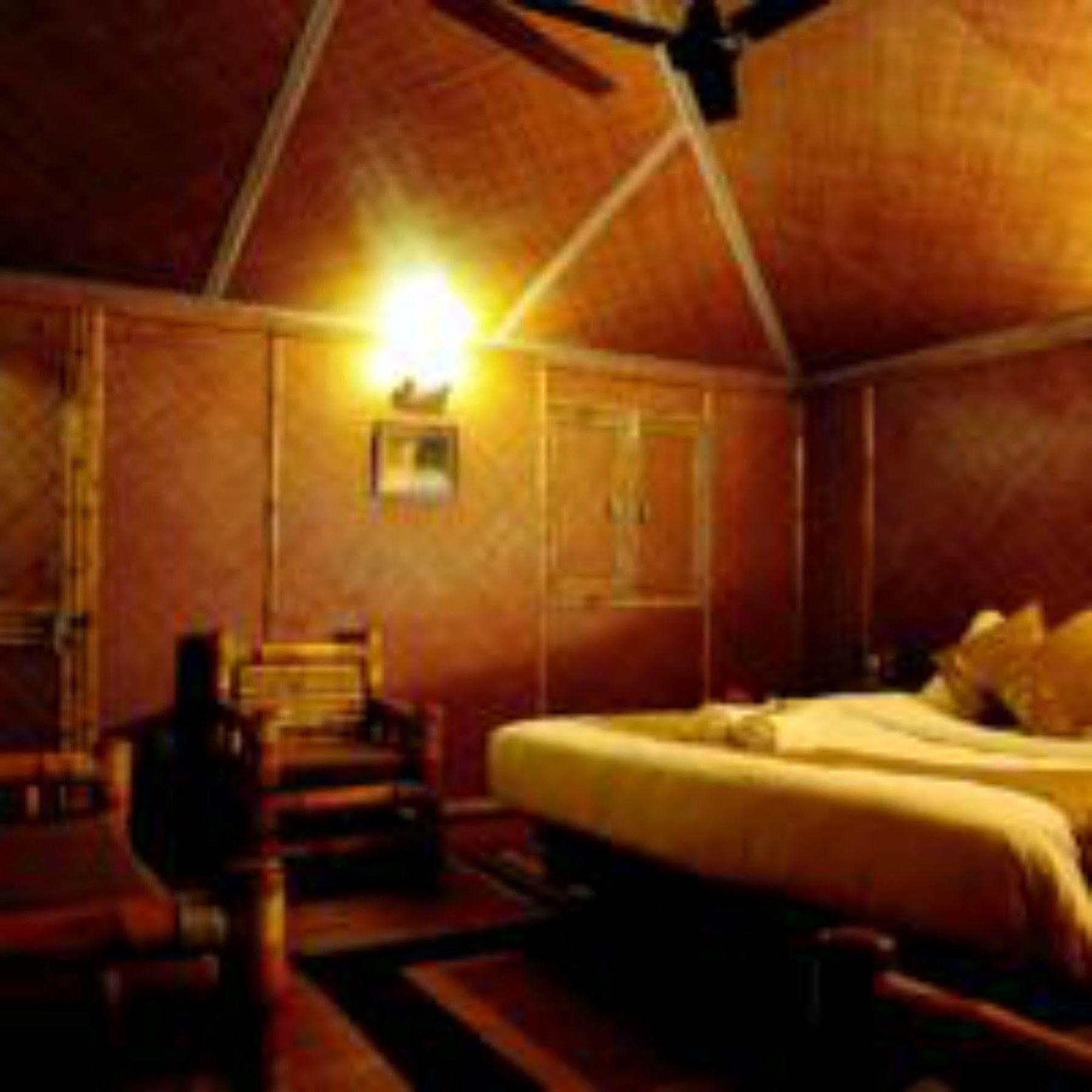 Lemon Tree Wildlife Resort, Bandhavgarh Tāla Esterno foto