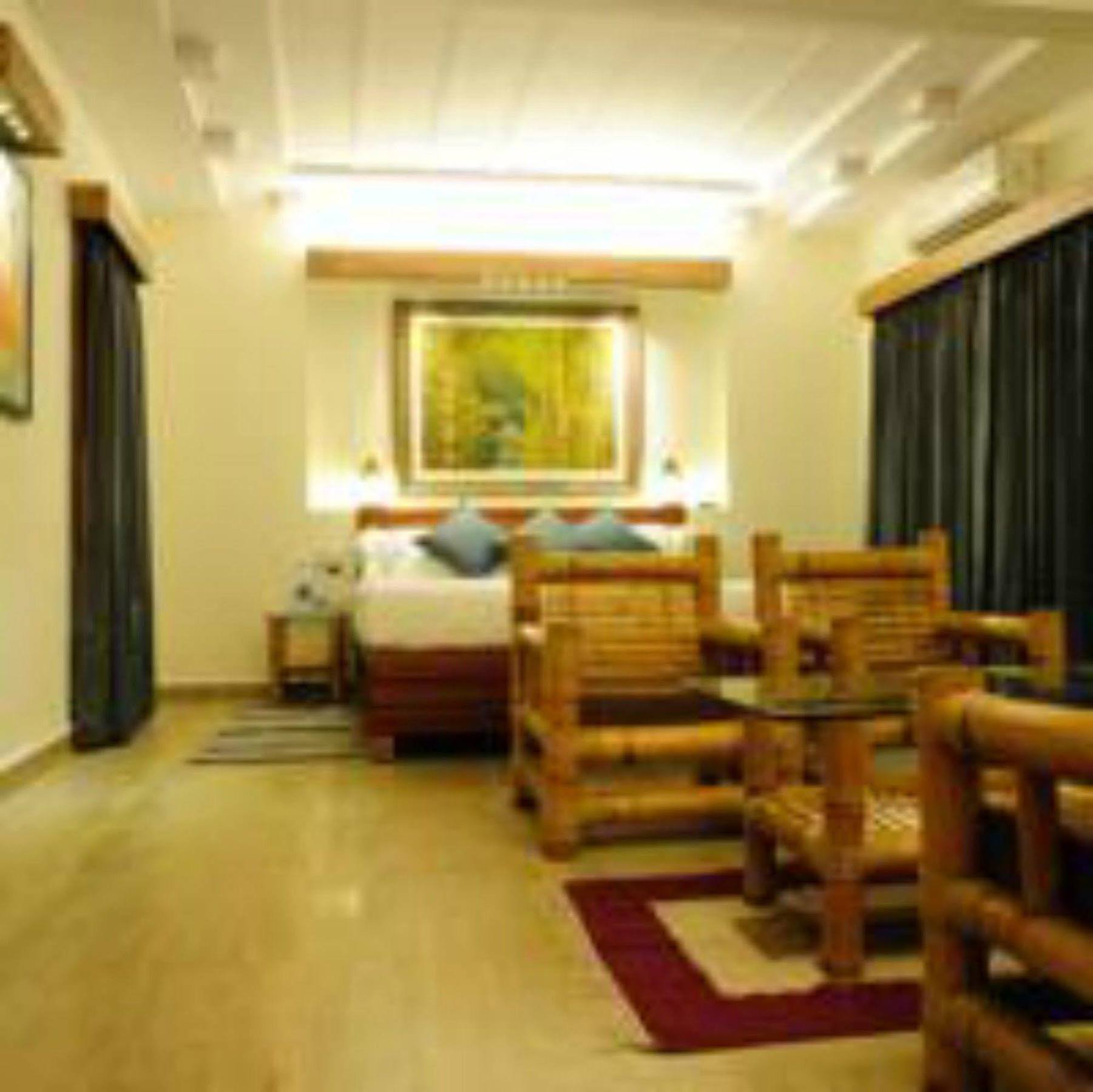 Lemon Tree Wildlife Resort, Bandhavgarh Tāla Esterno foto
