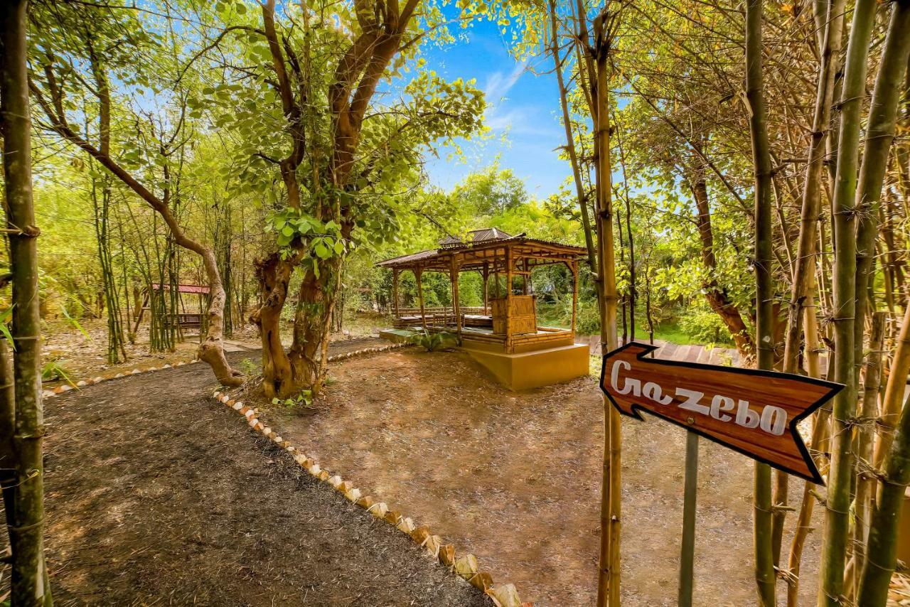 Lemon Tree Wildlife Resort, Bandhavgarh Tāla Esterno foto